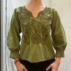 Green Floral Embroidered Blouse Handmade Vintage 70s/80s Cotton